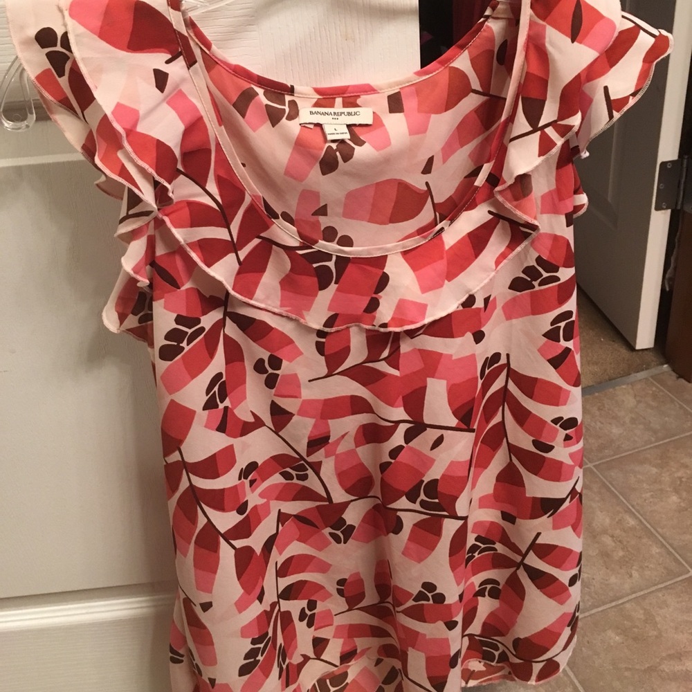 Sleeveless top for work or layering